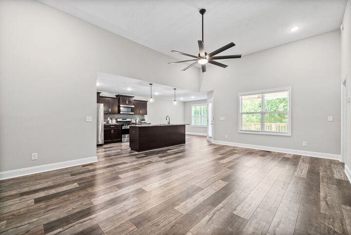 Property Photo: 1134 Eagles Nest Ln TN 37040