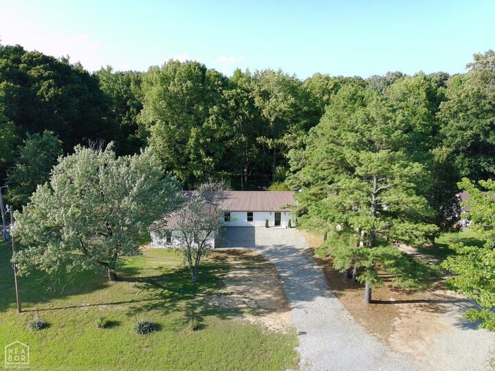 Property Photo:  1896 County Road 318  AR 72401 