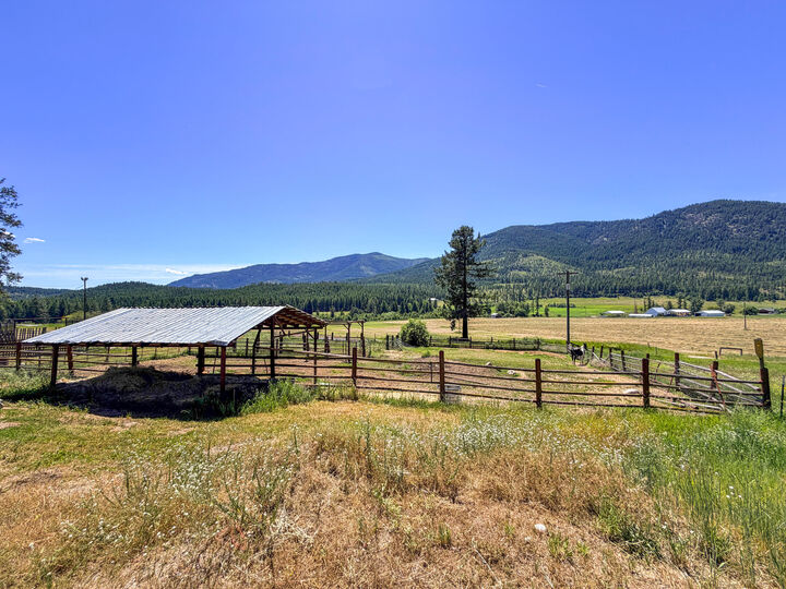 Property Photo: 2098 Marble Valley Basin Rd WA 99101