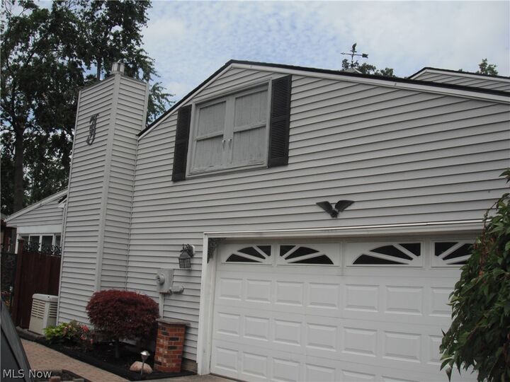 Property Photo:  4816 Edgewood Drive  OH 44053 