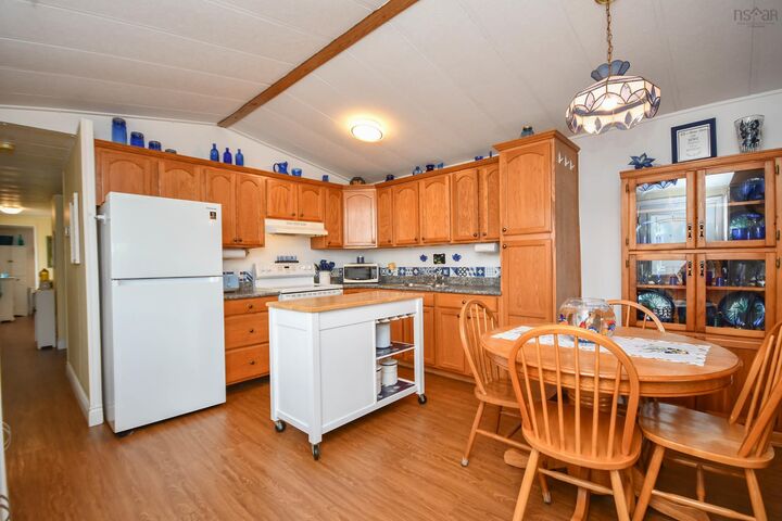 Property Photo:  1526 Woodbine Drive  NS B4E 2M9 