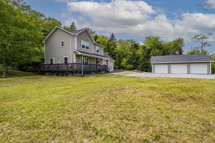 Property Photo:  54 Tina Court  NS B3E 1G1 
