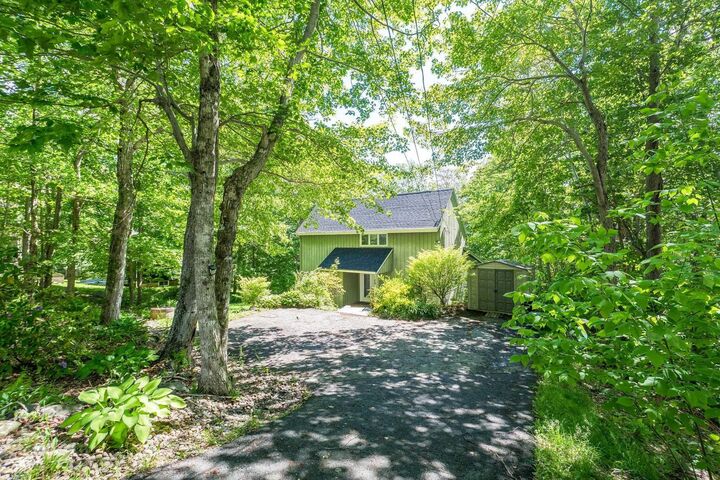 Property Photo:  181 Rolling Hills Drive  NS B2R 1B7 