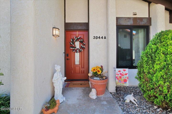 Property Photo:  3944 Mesa Circle A  CA 93436 