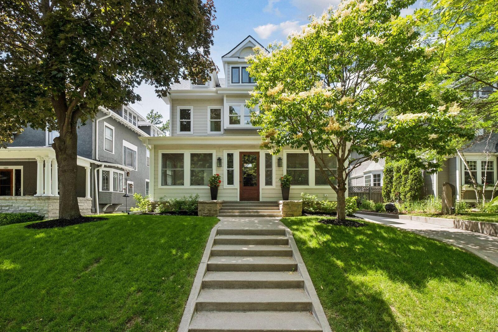 Property Photo: 1816 Humboldt Avenue S MN 55403