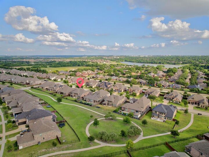 Property Photo:  512 Emerson Drive  TX 75087 