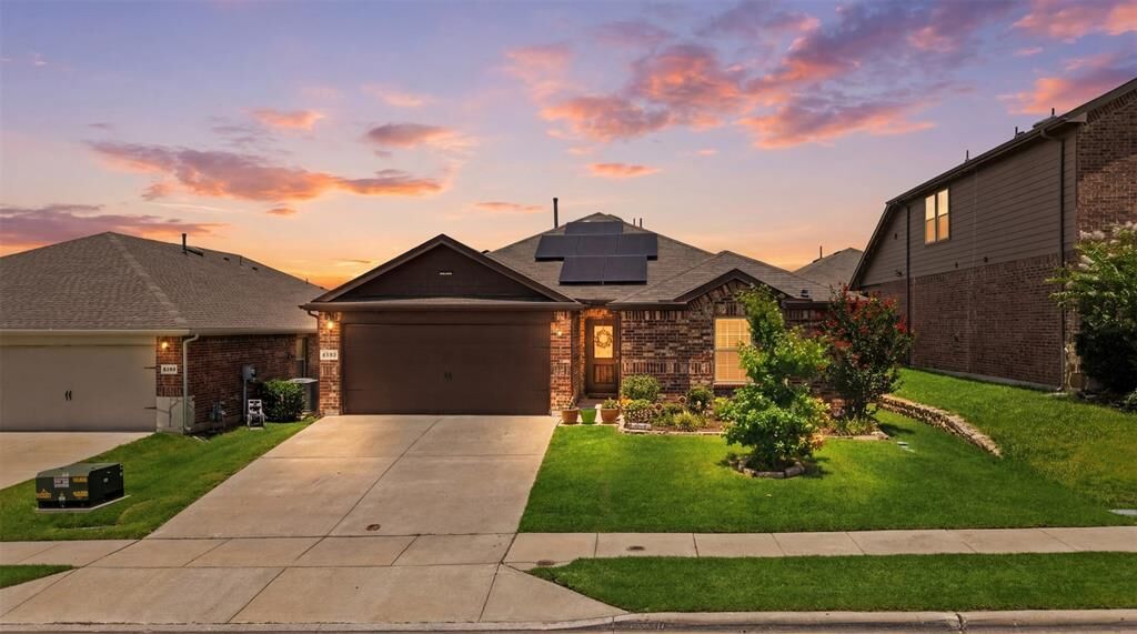 Property Photo:  2424 Wildhaven Road  TX 75114 