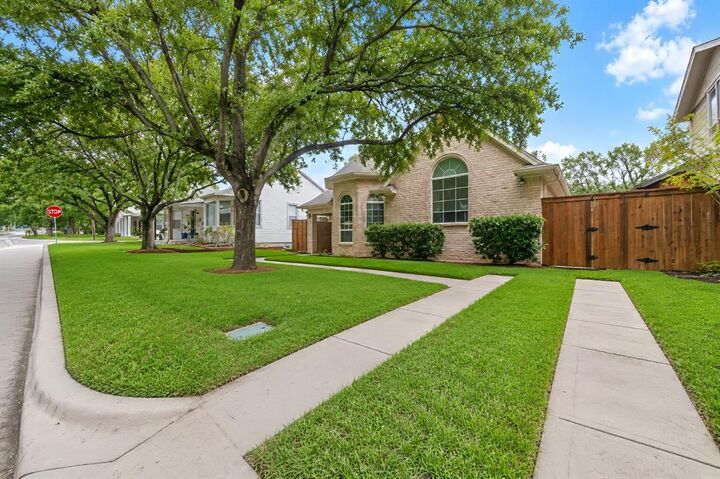 Photo de la propriété: 3332 W 4th Street TX 76107