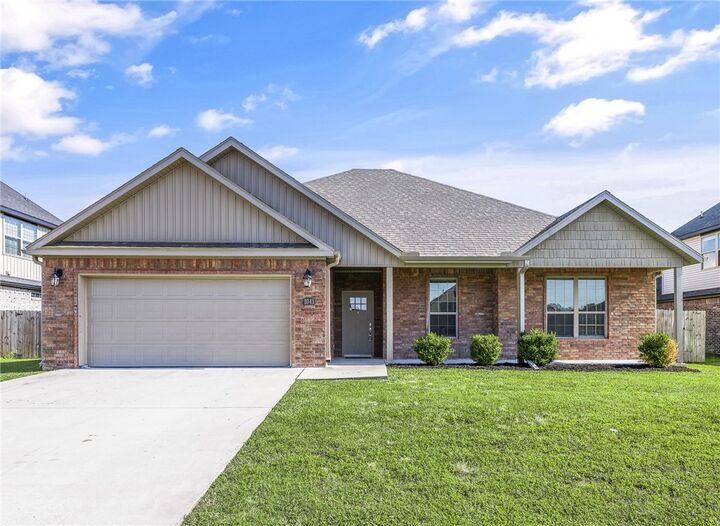 Property Photo:  1041 W Ashmore Landing Loop  AR 72719 