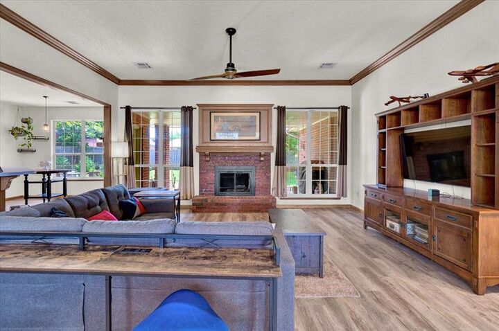 Property Photo: 6008 SE 57th Street OK 73135