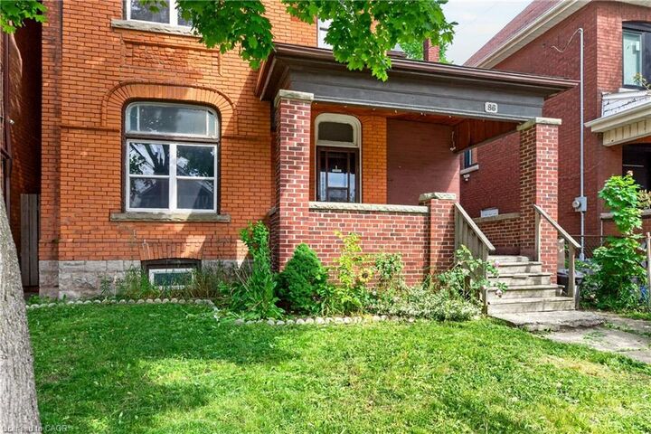 Property Photo:  86 Sherman Avenue N  ON L8L 6M4 