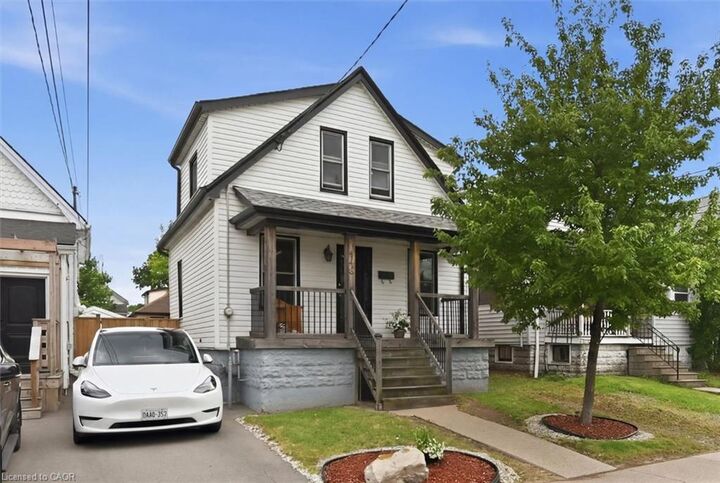 Property Photo:  144 Campbell Avenue  ON L8H 2E9 