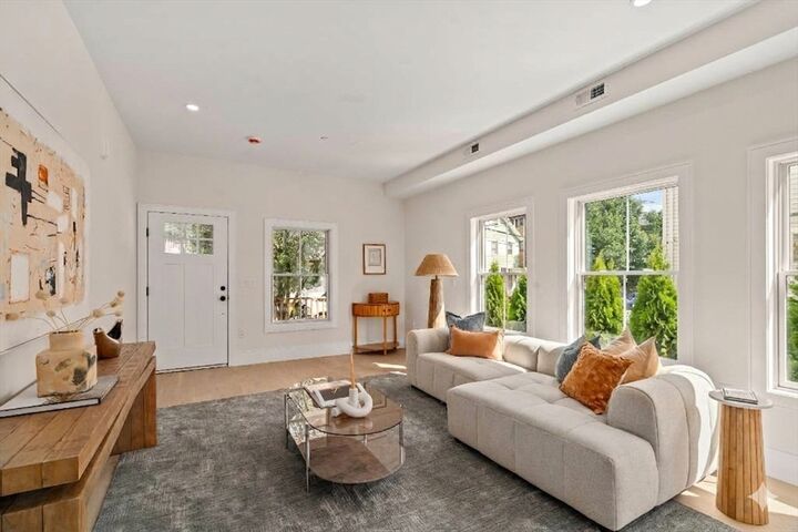 Property Photo:  326 Lowell Street 2  MA 02145 