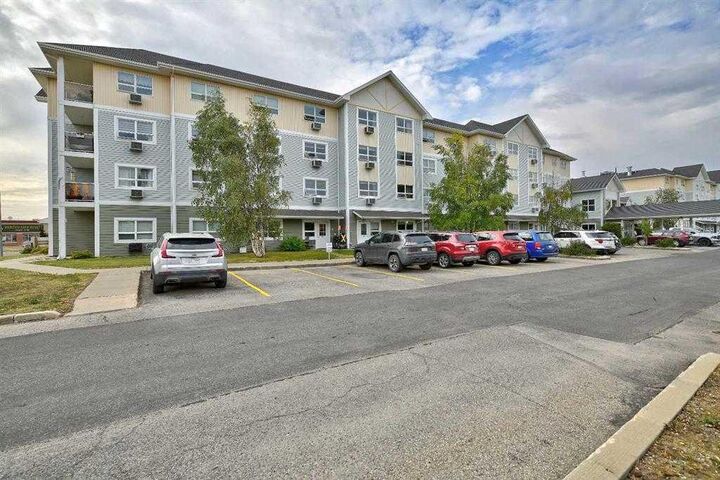 Property Photo:  10402 111 Street 424  AB T8V 8G4 