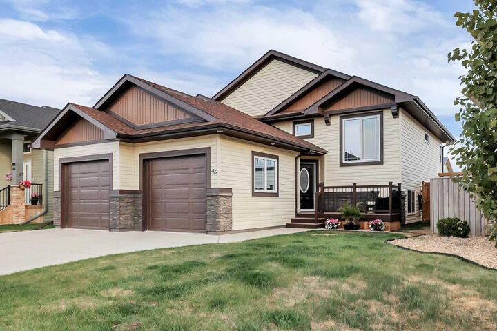 46 Mackenzie Crescent — photo 1