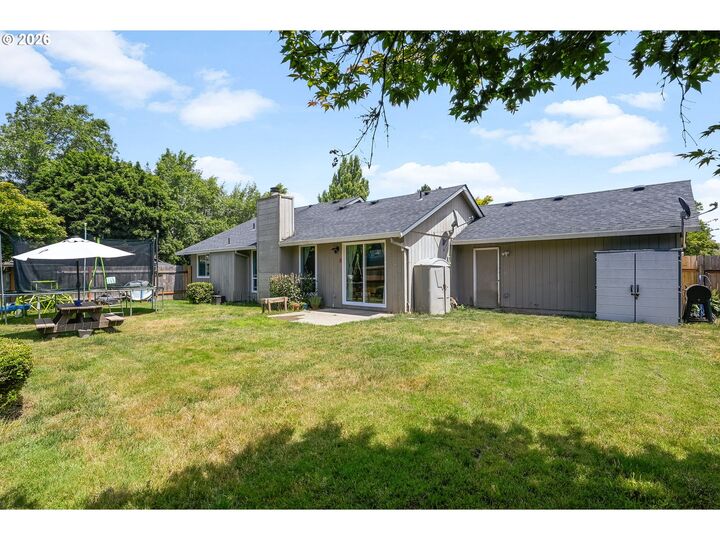 Property Photo:  604 SW 2nd Ct  WA 98604 