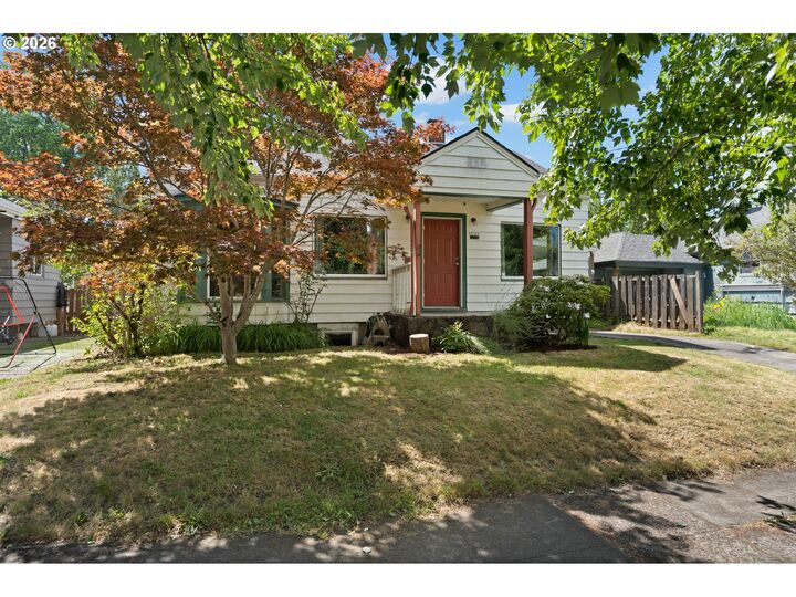 Property Photo: 3525 NE 76th Ave OR 97213