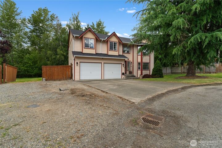 Property Photo: 22901 128th Avenue E WA 98338