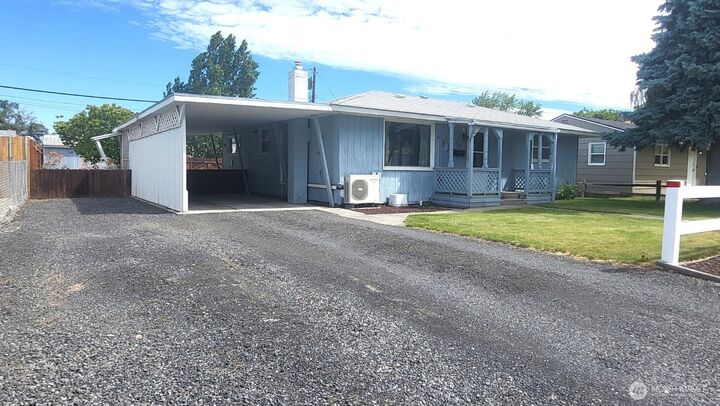 Property Photo:  268  Park Pl  WA 98823 