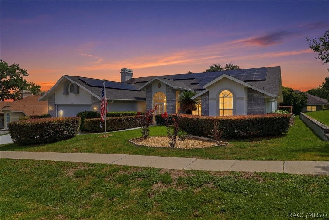 Property Photo:  72 W Honey Palm Loop  FL 34465 