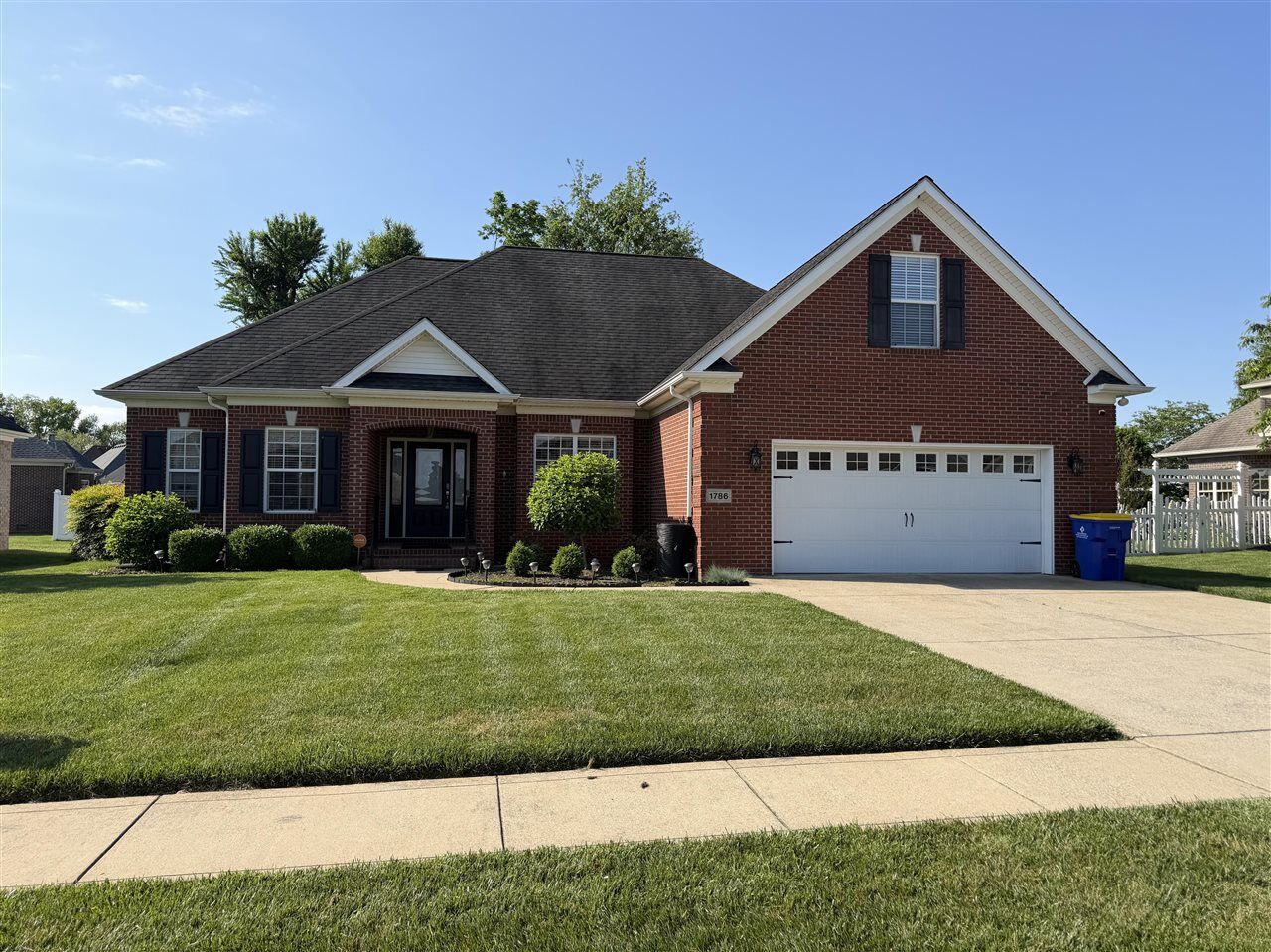 Property Photo: 1783 Kenilwood Way KY 42101