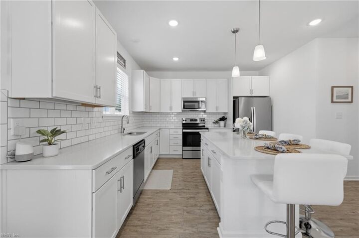 Property Photo:  508 Esterview Ln  VA 23322 