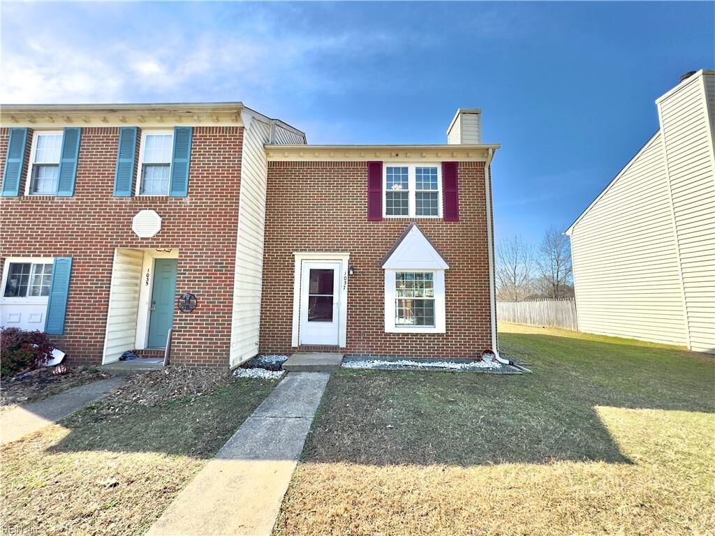 Property Photo:  1037 Still Harbor Cir  VA 23320 