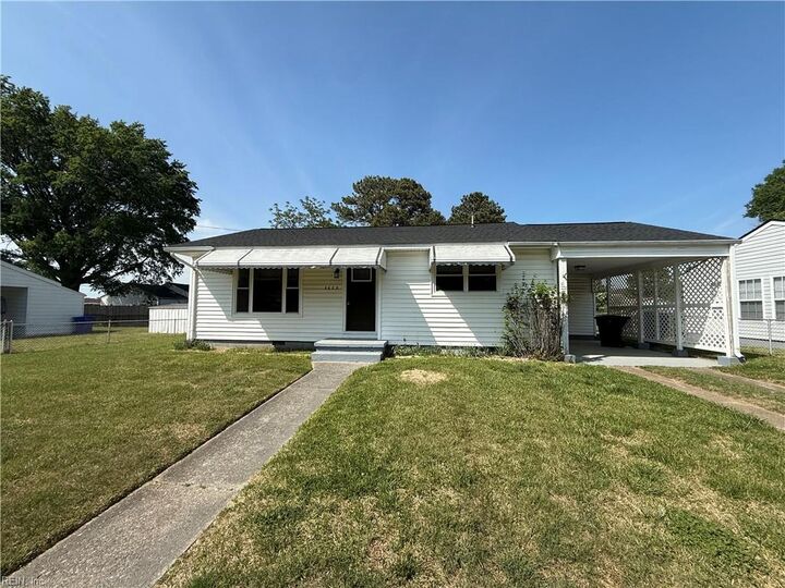 Property Photo: 5628 Aurora Dr VA 23455