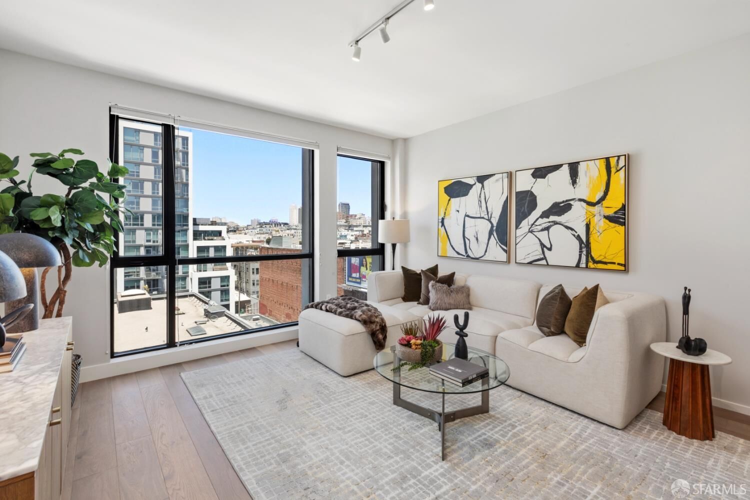 Property Photo:  1433 Bush Street 703  CA 94109 