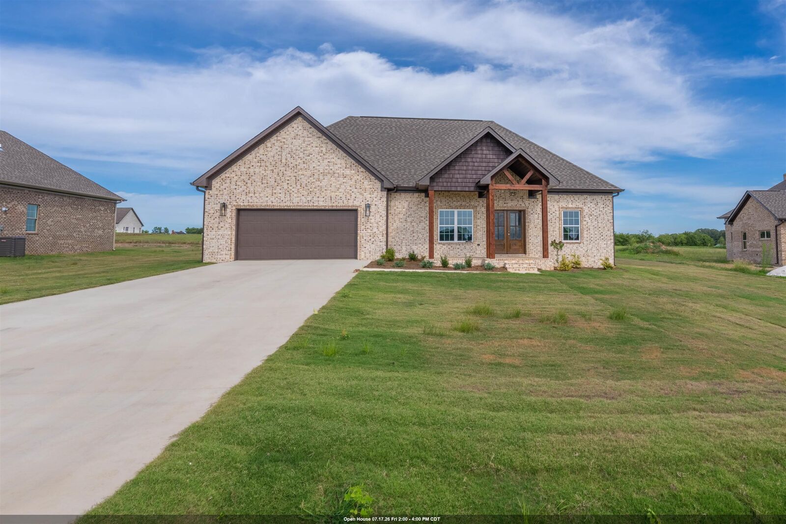 Property Photo: 261 Hummingbird Way AL 35645