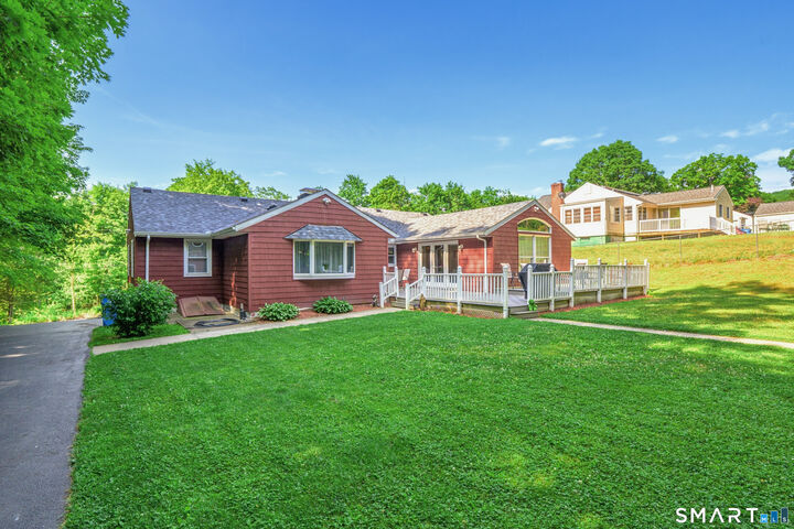Property Photo: 435 West Shepard Avenue CT 06514