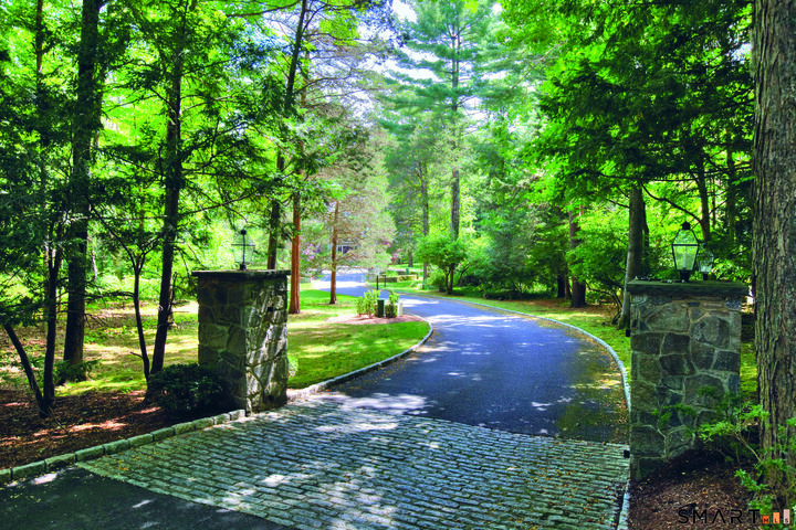 Property Photo:  62 Weston Road  CT 06880 
