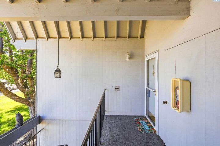 Property Photo:  2401 W Canal Dr #8C  WA 99336 