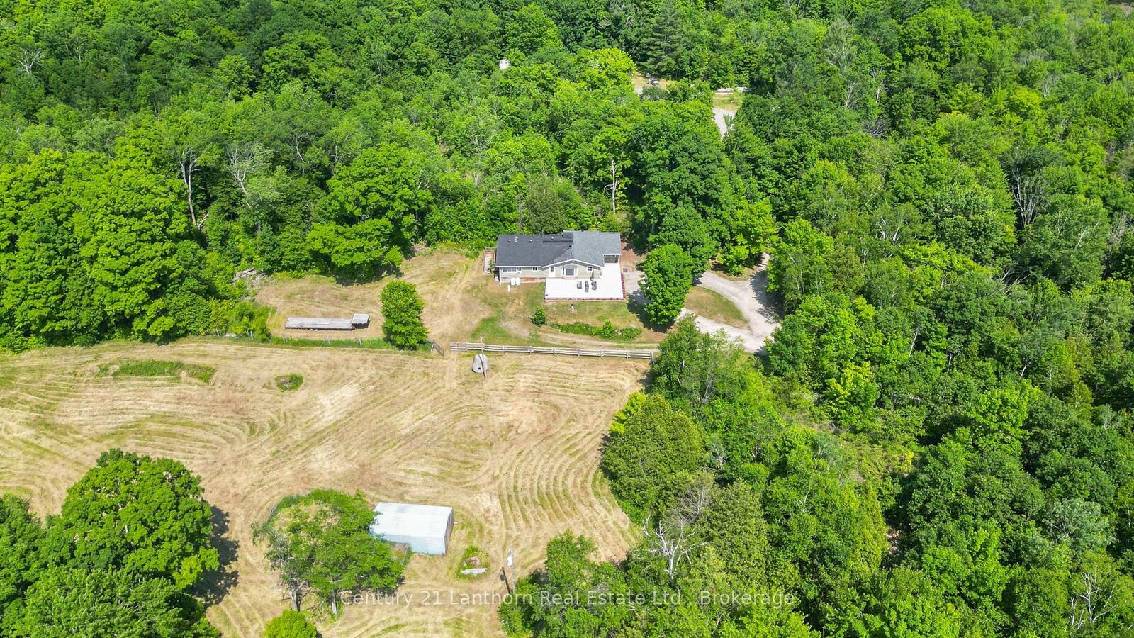 Photo de la propriété:  932 Hunt Club Road  ON K0K 2K0 