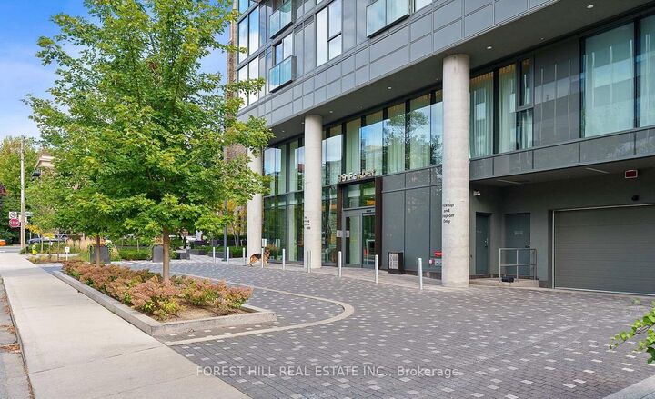 Property Photo: 99 Foxbar Road 506 ON M4V 2G5