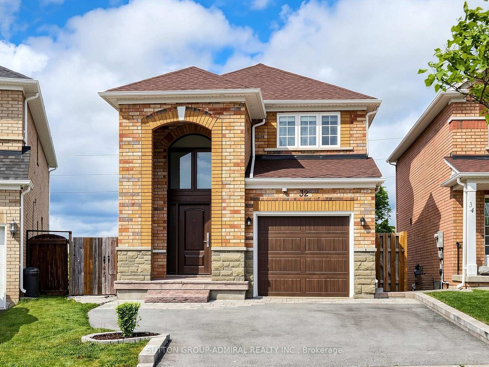 Property Photo: 32 Beaverbrook Crescent ON L6A 3T3