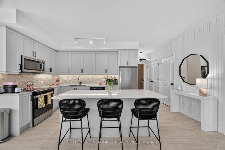 Property Photo: 10 Gatineau Drive 1206W ON L4J 0L2