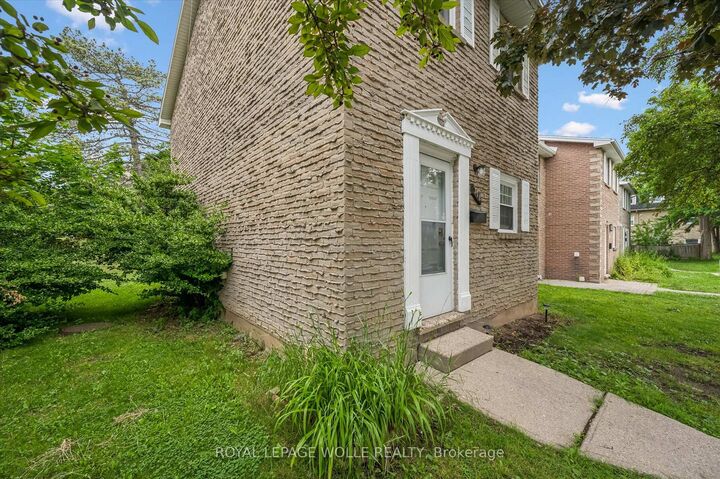 178 Westcourt Place — photo 1