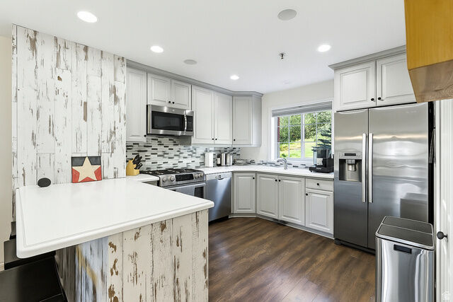 Property Photo:  1057 Oberland Dr  UT 84049 