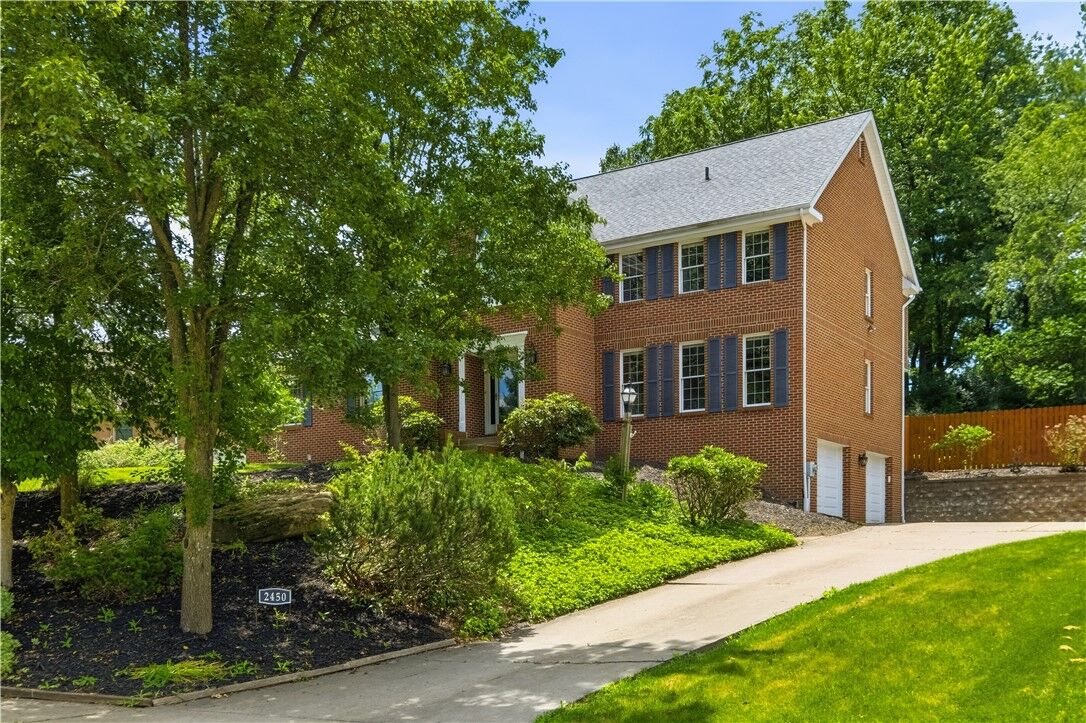 Property Photo:  2450 Dogwood Drive  PA 15090 