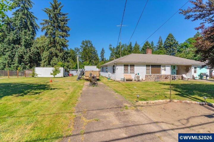Property Photo: 5945 Lake Labish Rd NE OR 97305