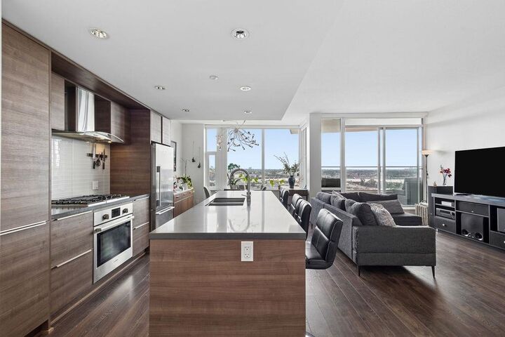 Property Photo: 1550 Fern Street 2303 BC V7J 0A9