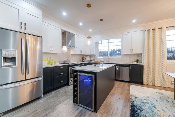 Property Photo: 13898 64 Avenue 54 BC V3W 1L6