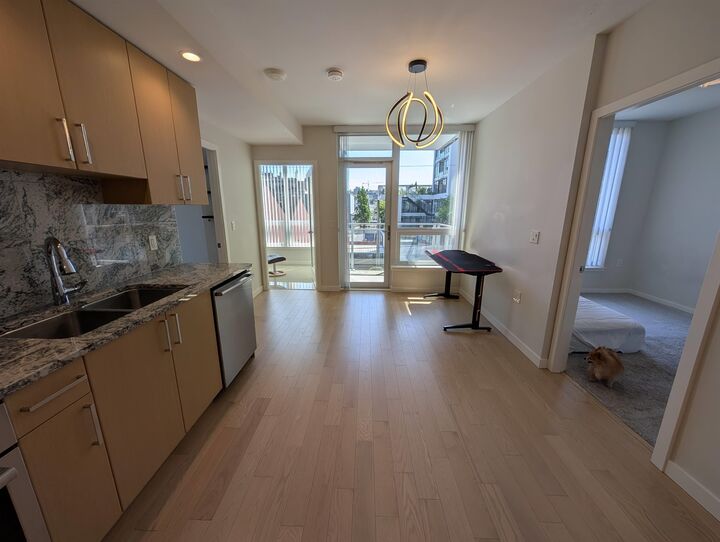 Property Photo: 1708 Ontario Street 4fl BC V5T 0J7