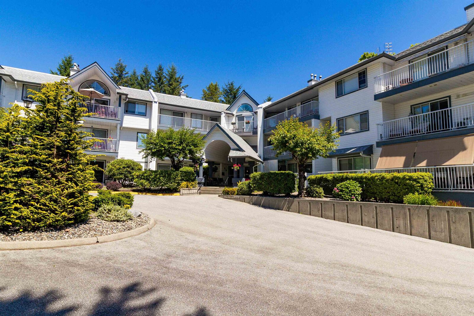 Property Photo: 11601 227 Street 314 BC V2X 0J7