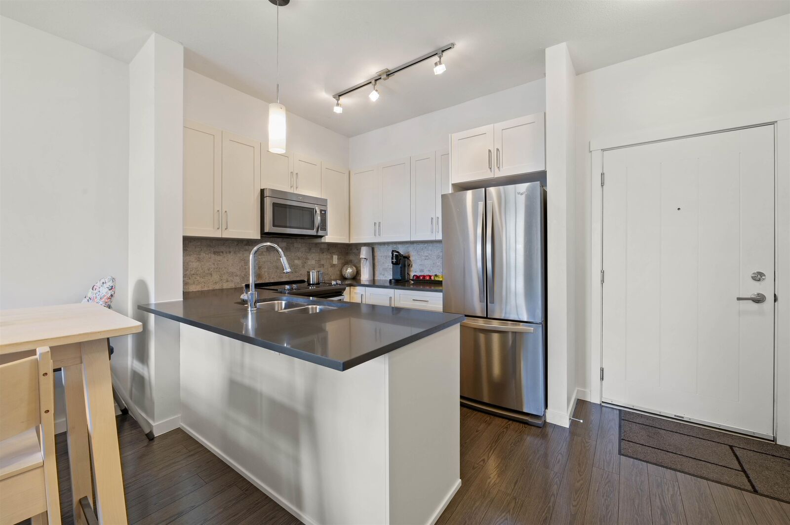 Property Photo: 2855 156 Street 510 BC V3Z 3Y3