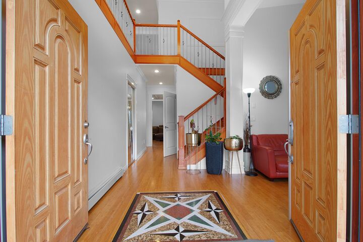 Property Photo: 30546 Sapphire Place BC V2T 6Y5