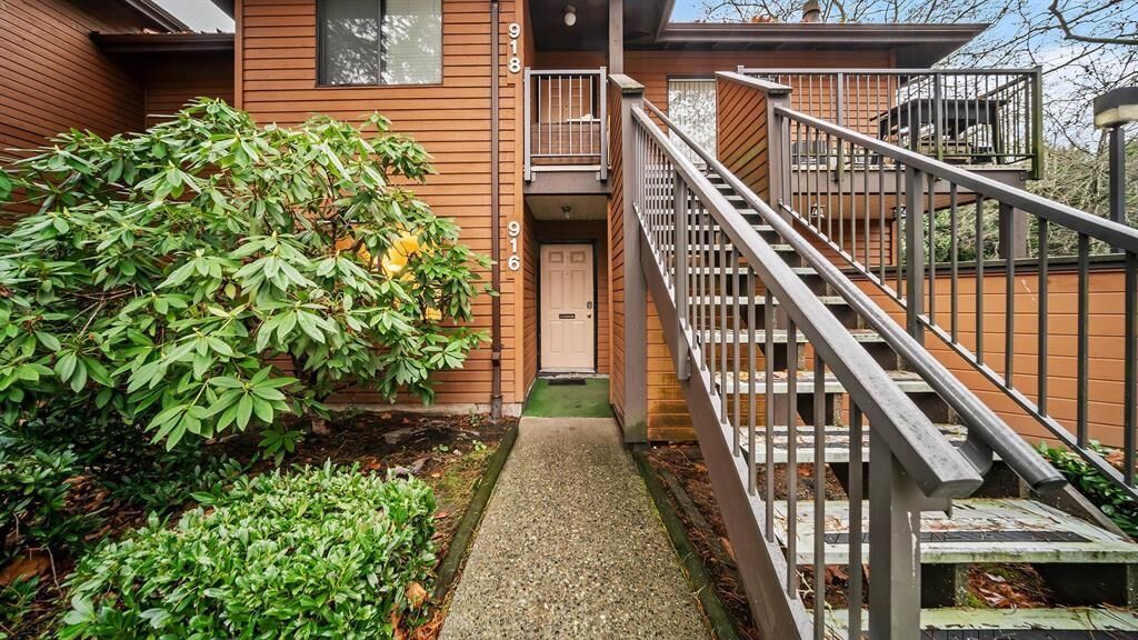 Property Photo: 10620 150 Street 916 BC V3R 7S1