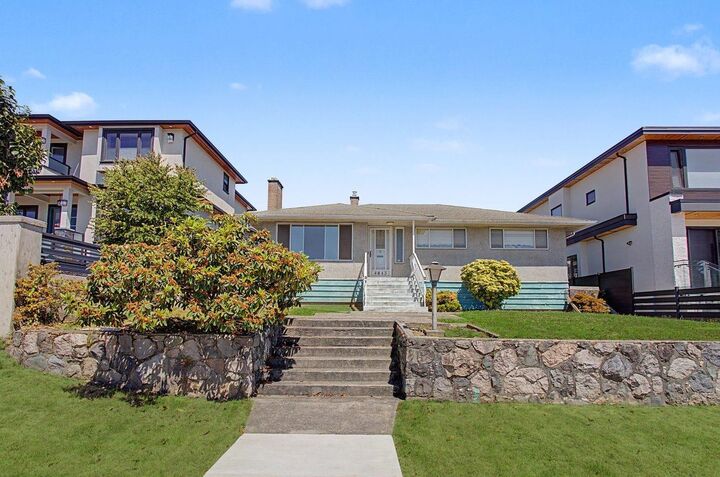 Property Photo: 4843 Venables Street BC V5C 3A9