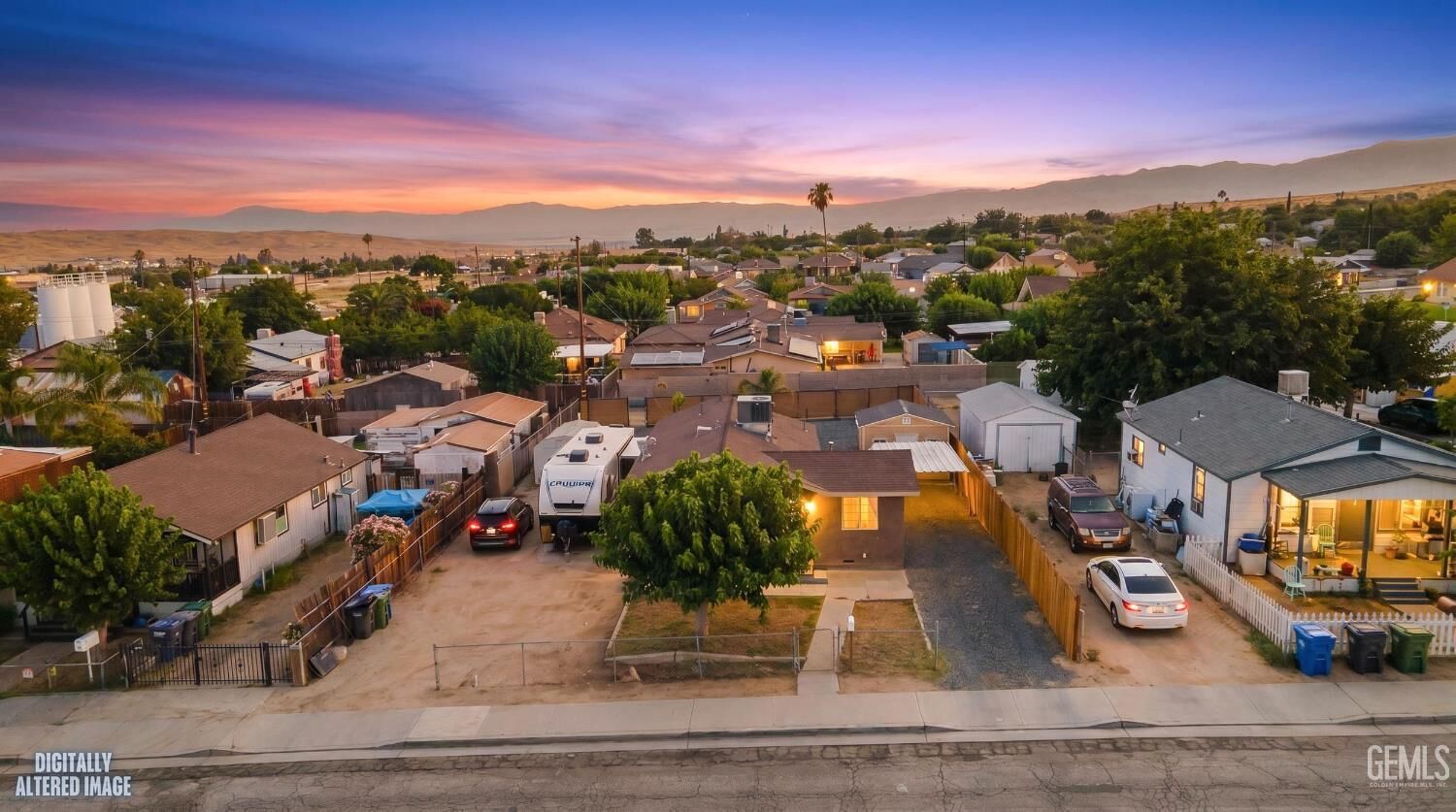 Property Photo: 316 S 8th Street CA 93268